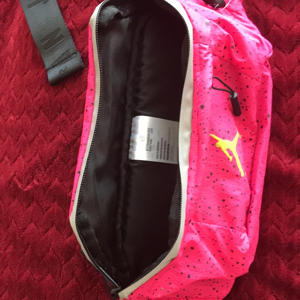 Jordan Fanny Pack - Picture 2 of 4
